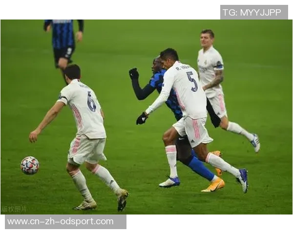 曼联历史上最现代边翼卫票选结果揭晓瓦伦西亚荣登榜首埃弗拉吉格斯紧随其后