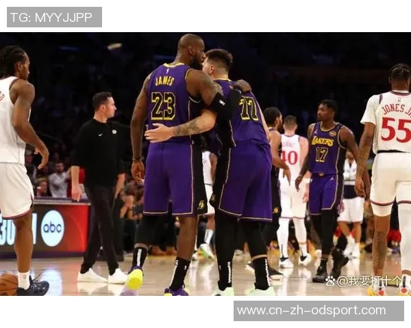 湖人继续追逐维金斯热火管理层对詹姆斯离队心存不甘
